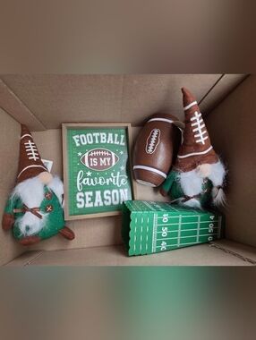 Football Theme Bundle!! 8 Pieces! NEW With Tags!